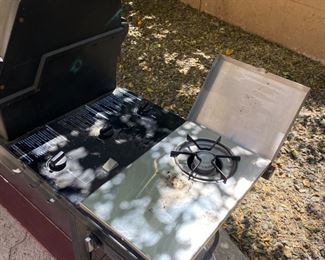 Weber Propane Grill BBQ	46 x 60 x 22in	HxWxD
