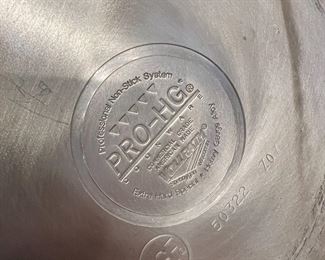 8pc Vollrath Pro-HG Pot & Pan Set	8 piece	
