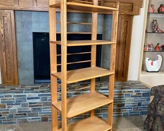 Oak 5-Shelf Bookshelf	75 x 24 x 14in	HxWxD
