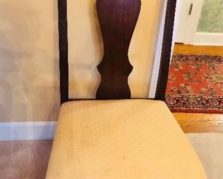 Pennsylvania House Queen Anne side chair there are 8 including the arm chair