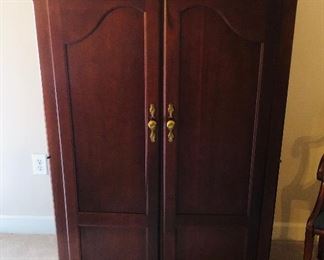 Entertainment center