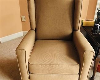 Wing back recliner by Lane