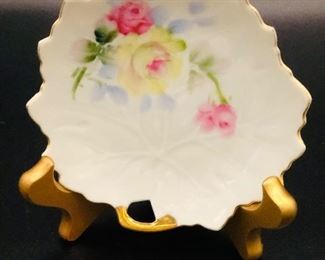 Occupied Japan hand painted leaf dish