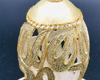 Incredible eggs by Deborah Croll