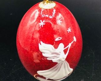 The Eggsquisite Egg by Jim and Fran Holliday, Hayden, Ala.