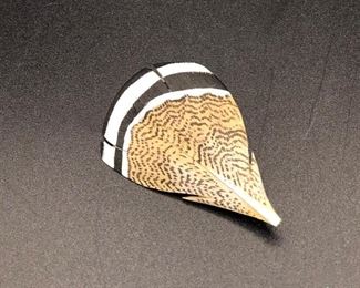 Hand carved and painted feather pin
Wood duck by Ron Baily 1989 Back