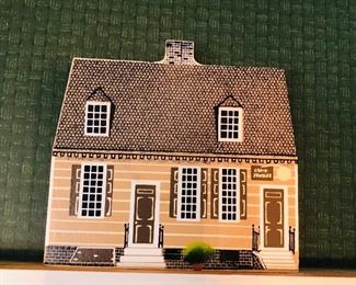 shelia's collectibles houses