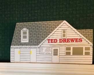 shelia's collectibles houses