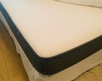 Casper brand king bed mattress with frame-nice!!