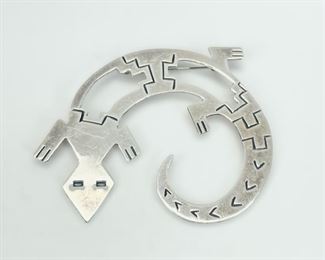 11 Grams Fine Joe Delgarito & M. Willie Native American Navajo Sterling Silver Lizard Gecko Pin Brooch