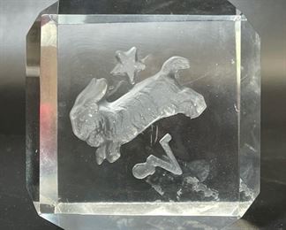 Art glass Rare Horiguchi Glass Etched Crystal ZODIAC GOAT CAPRICORN SIGN PAPER WEIGHT