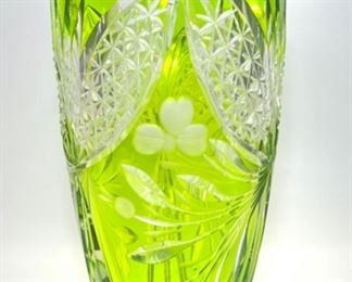 11" H Fine Cut To Clear Crystal Floral Green Vase