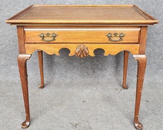 20th C Queen Anne Style Tea Table Brass Pull Decorative Seashell Design Front and back