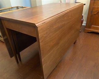 Pre-sale item.  Email hvogelbacker@bluemoonestatesales.com for pricing and pick up information.