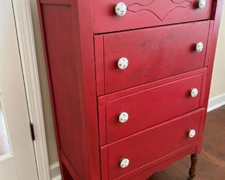 Pre-sale item.  Email hvogelbacker@bluemoonestatesales.com for pricing and pick up information.