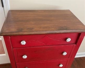 Pre-sale item.  Email hvogelbacker@bluemoonestatesales.com for pricing and pick up information.