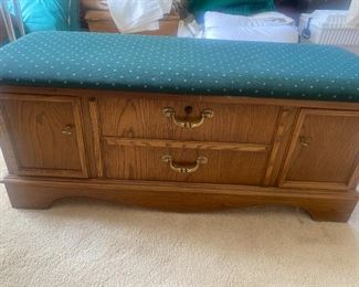 Pre-sale item.  Email hvogelbacker@bluemoonestatesales.com for pricing and pick up information.
