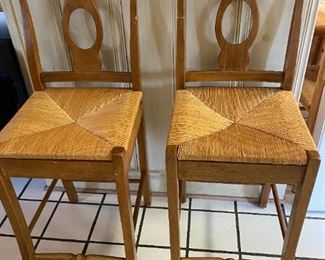 Pre-sale item.  Email hvogelbacker@bluemoonestatesales.com for pricing and pick up information.