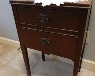 Sewing cabinet