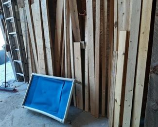 Pet bed, lots of good wood!