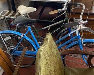 Vintage Ladies Schwinn Bicycle