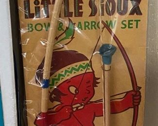 Little Sioux Bow and Arrow Set on Card