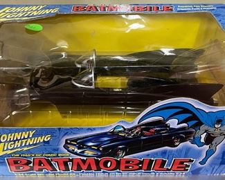 Johnny Lightning Batmobile 
