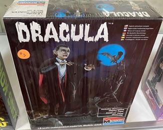 Monogram Dracula Model (MIB) 