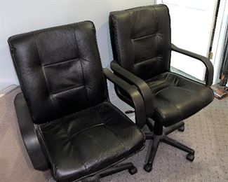 Additional 2 chairs that go with poker table