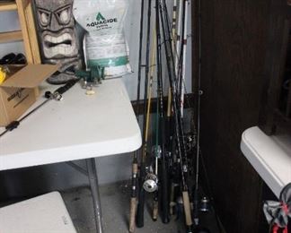 ASSORTMENT OF RODS AND REELS