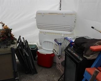 3 IGLOO  ICE CHEST IN GREAT SHAPE, LIVE ANIMAL TRAPS, ONE CAJUN INJECTOR ELECTRIC SMOAKER, 3 FOLDABLE ALUMINUJM LOUNGE CHAIRS