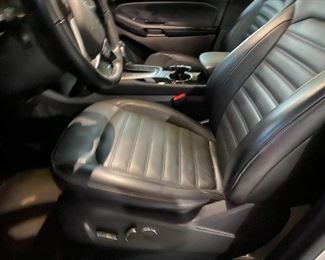 2016 Ford Edge low mileage, current inspection