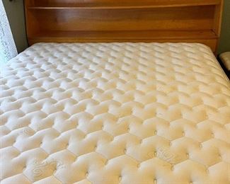 Mid-century modern bookshelf headboard and king-sized bed