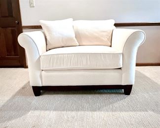 PRECEDENT FURNITURE OVERSIZED CHAIR