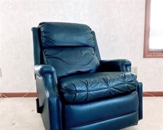 NAVY BLUE LEATHER RECLINER RECLINING CHAIR BY BARCA LOUNGER