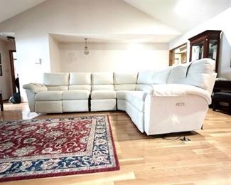 LA-Z-BOY 3 PIECE POWER RECLINING SECTIONAL