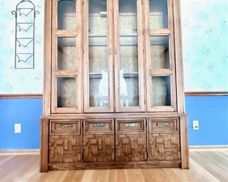 VINTAGE LANE BRUTALIST CHINA DISPLAY CABINET - OAK