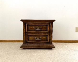 VINTAGE THOMASVILLE TWO DRAWER NIGHT STAND