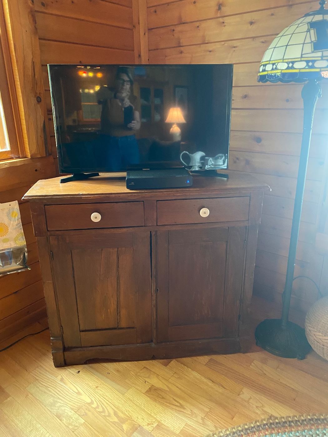 WISE OWL BEAR LAKE ESTATE SALE in Bear Lake, MI starts on 6/16/2023