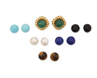 78
A Pair Of Hardstone Interchangeable Earrings
18k yellow gold; Stamped: 18k / HR / ©
A pair of cushion shaped earrings designed with six interchangeable round cabochon centers including malachite, turquoise, onyx, lapis lazuli, tiger's eye and mother-of-pearl each gauged at approximately 16mm in diameter with post and omega clip backings
Earring weight with no center: 19.9 grams
14 pieces
1.0" Dia
Estimate: $1,500 - $2,000