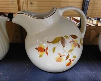 Several Pieces of Jewel Tea