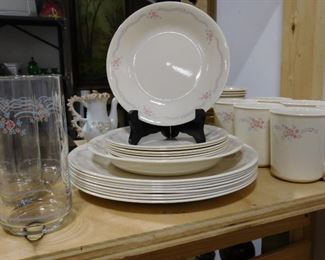 Corelle Dishes/Glasses