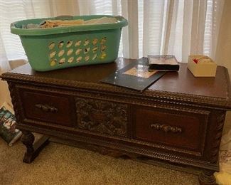Lane Cedar Chest