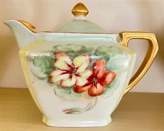 Antique Noritake Nippon Floral Tea Pot. Photo 1 of 2. 