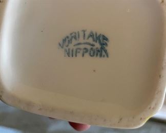 Antique Noritake Nippon Floral Tea Pot. Photo 2 of 2. 