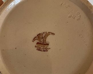 Copeland Late Spode Tea Pot with Golf Motif. Photo 3 of 3. 