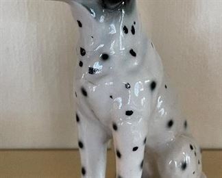 Vintage Porcelain Dalmatian Figurine. Photo 1 of 2. 