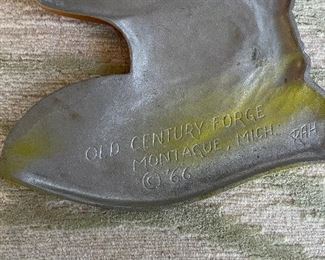 Old Century Forge Cast Metal Native American Indian. Measures 13" x 9". Photo 2 of 2. 