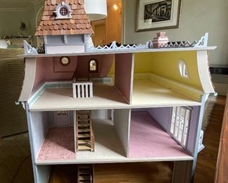 Victorian Doll House. Photo 2 of 2. 