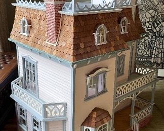 Victorian Doll House. Photo 1 of 2. 